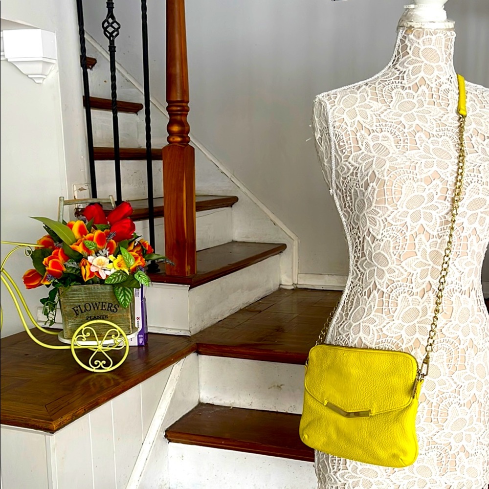 NWT Olivia and Joy yellow chain crossbody bag